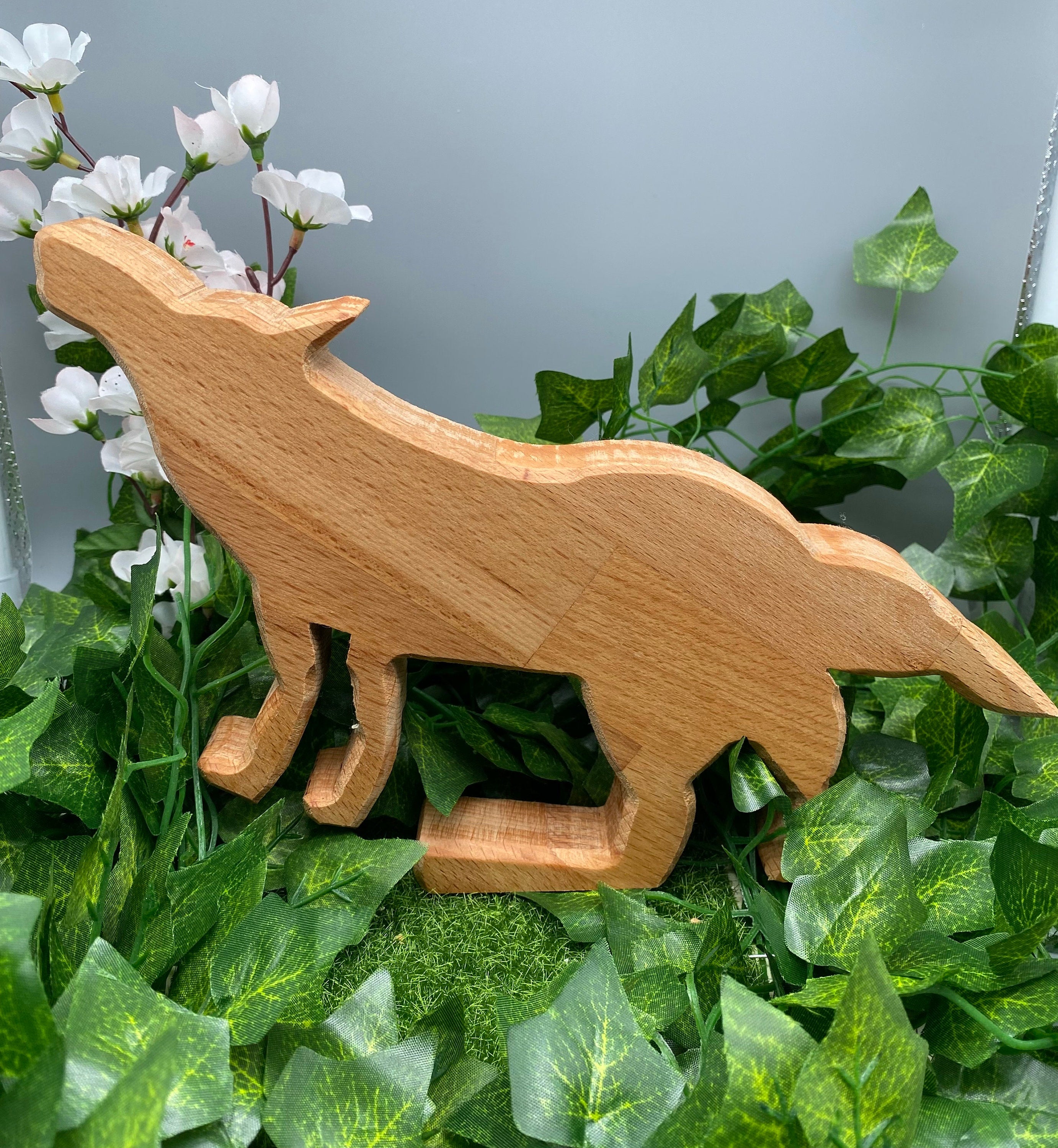 heulender Holz Wolf (Buche)