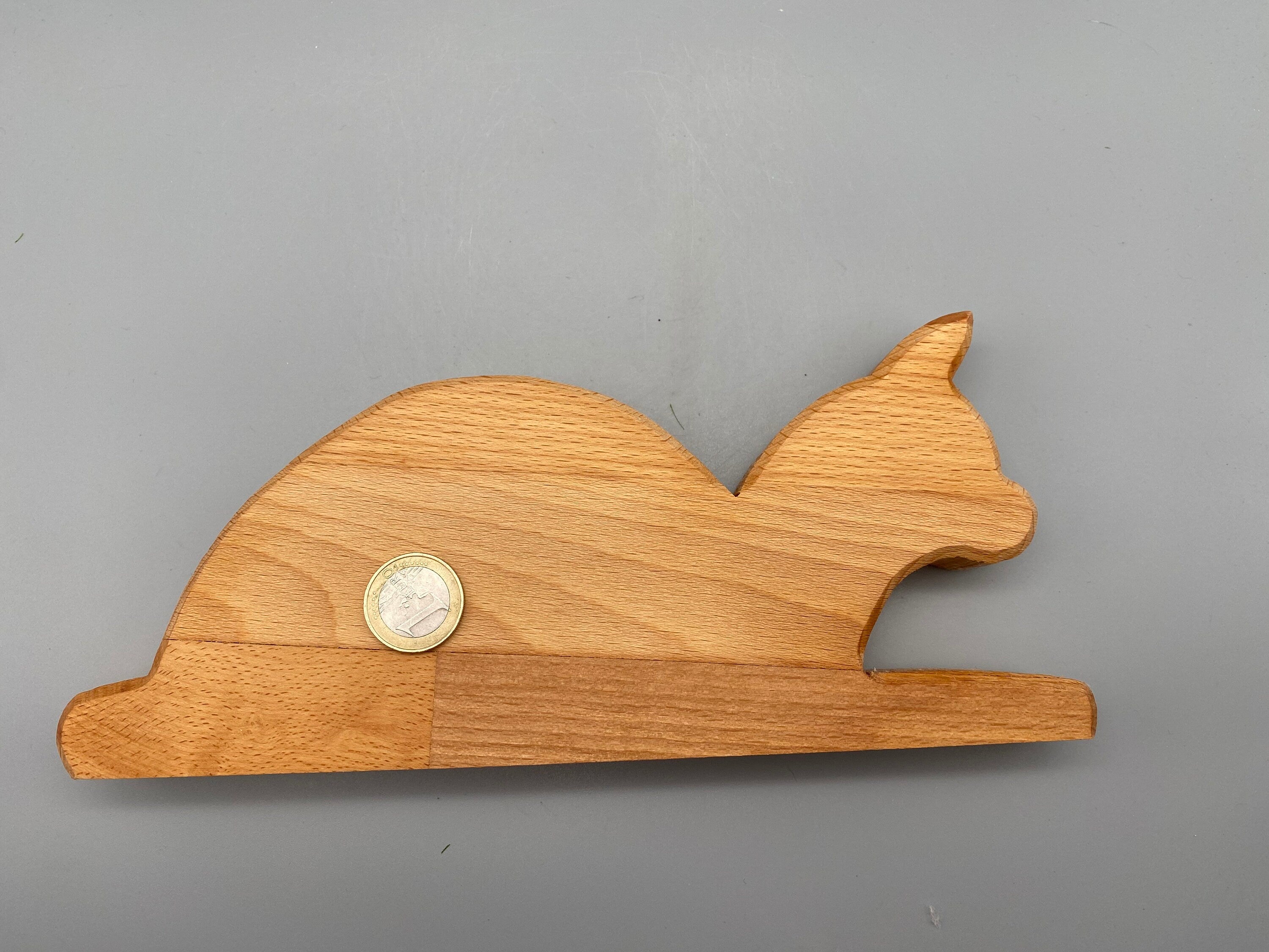 Holz Katze liegend (Buche)