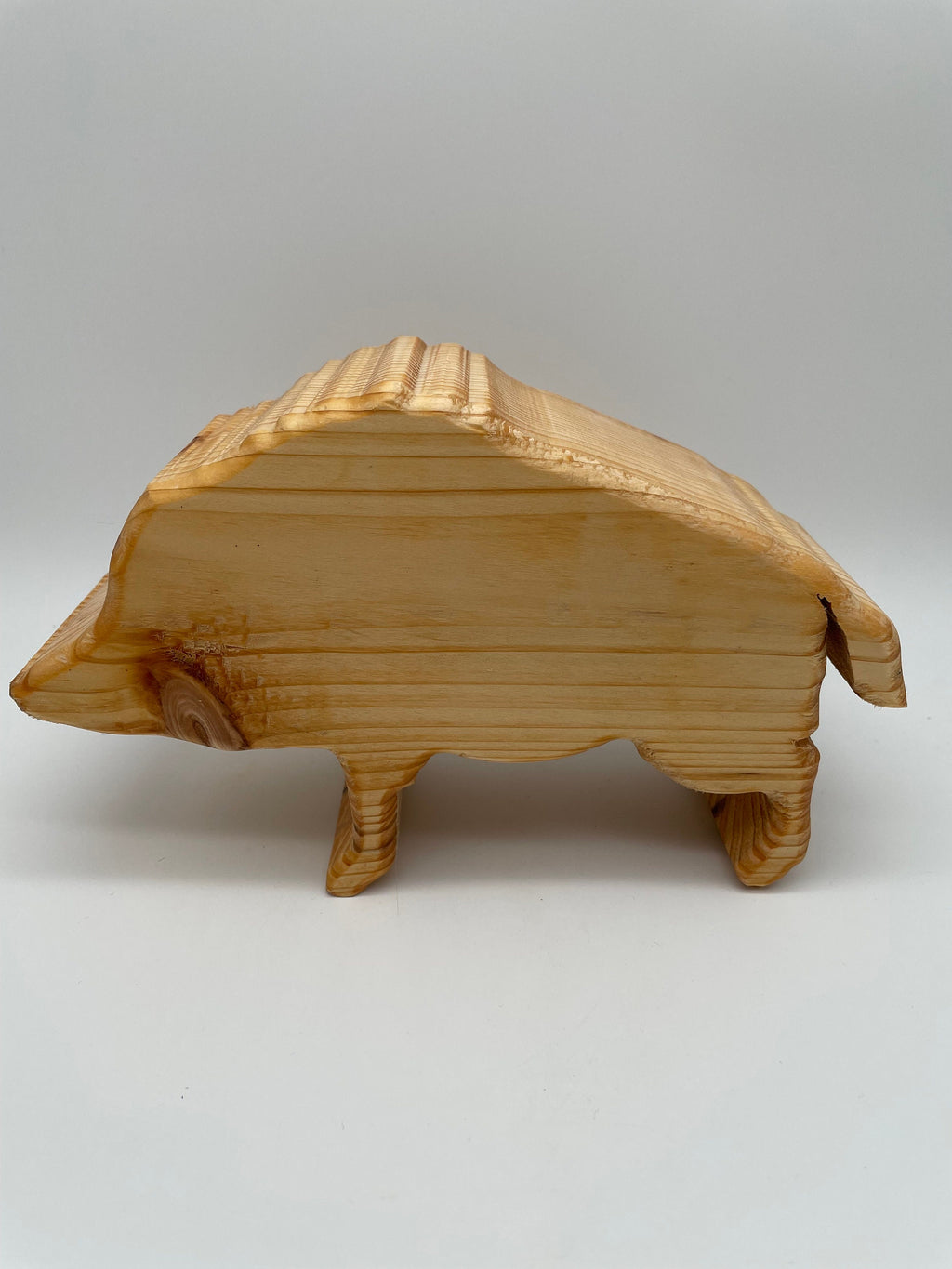 Sanglier en bois d'épicéa