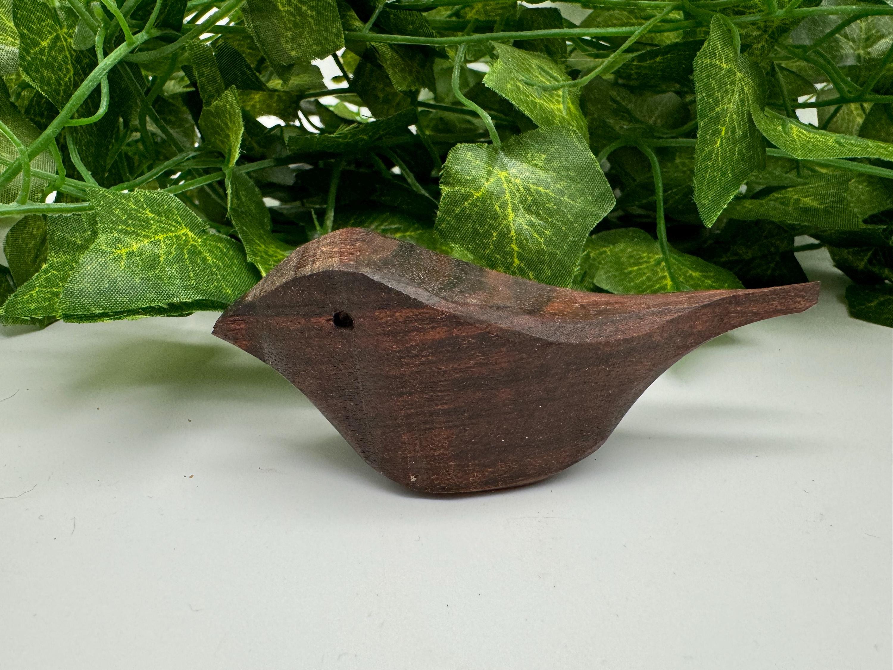 Oiseau moineau en bois de Sipo