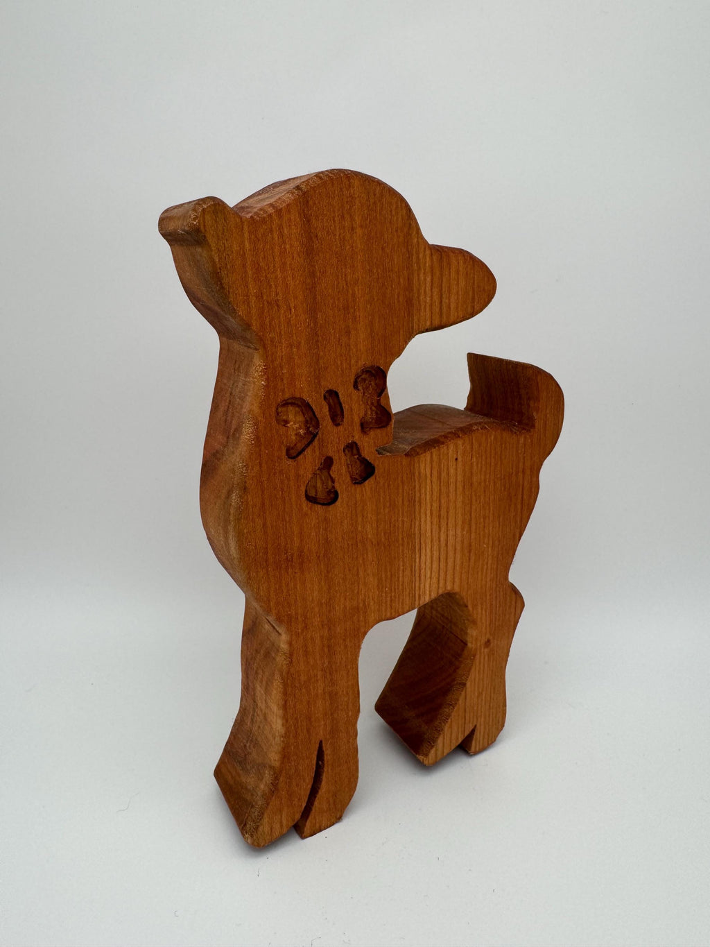 Hirschkuh aus Holz