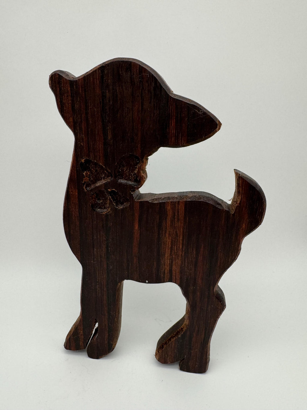 Hirschkuh aus Holz