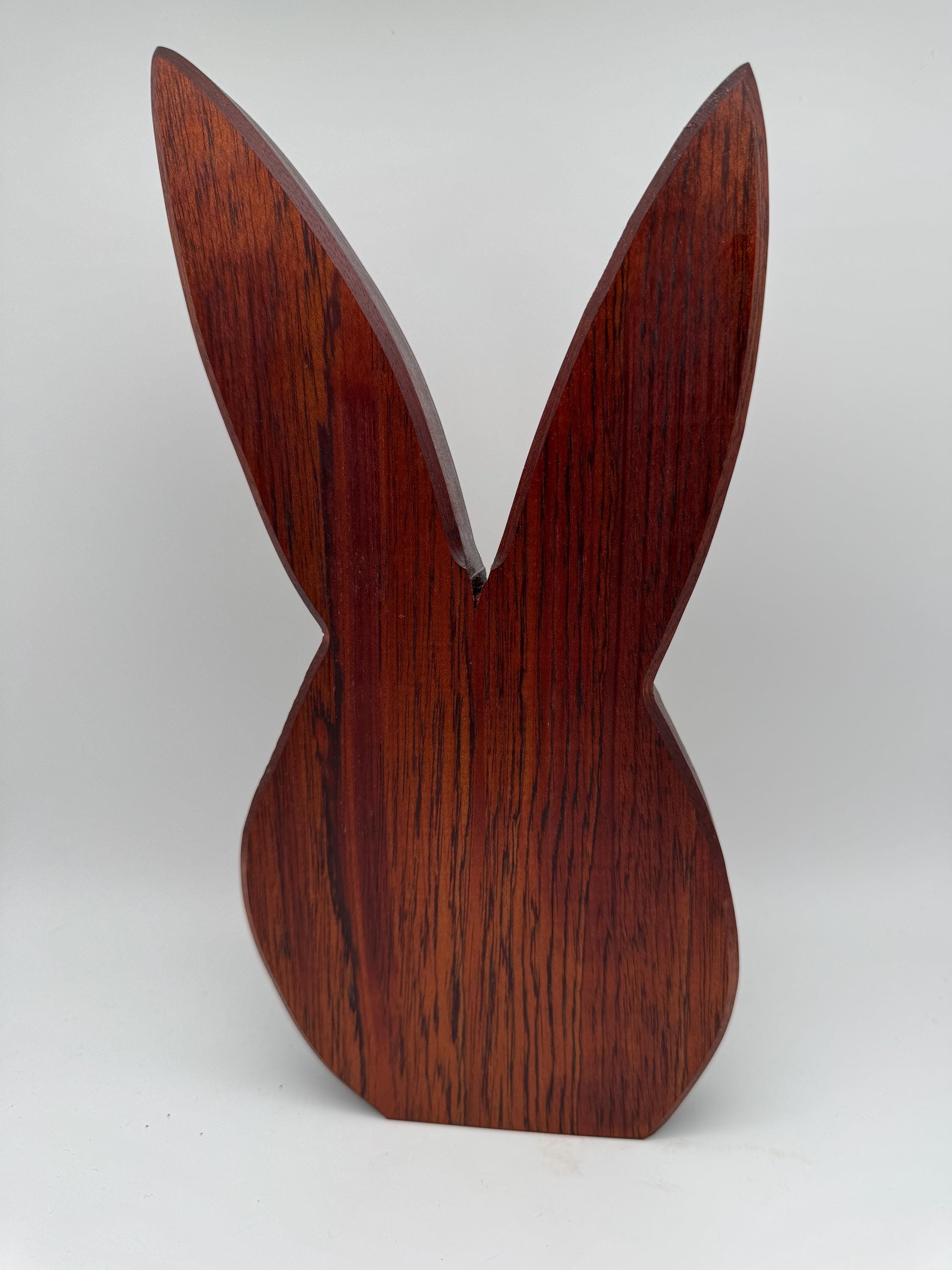 Holz Hase - Osterhase aus Mahagoniholz