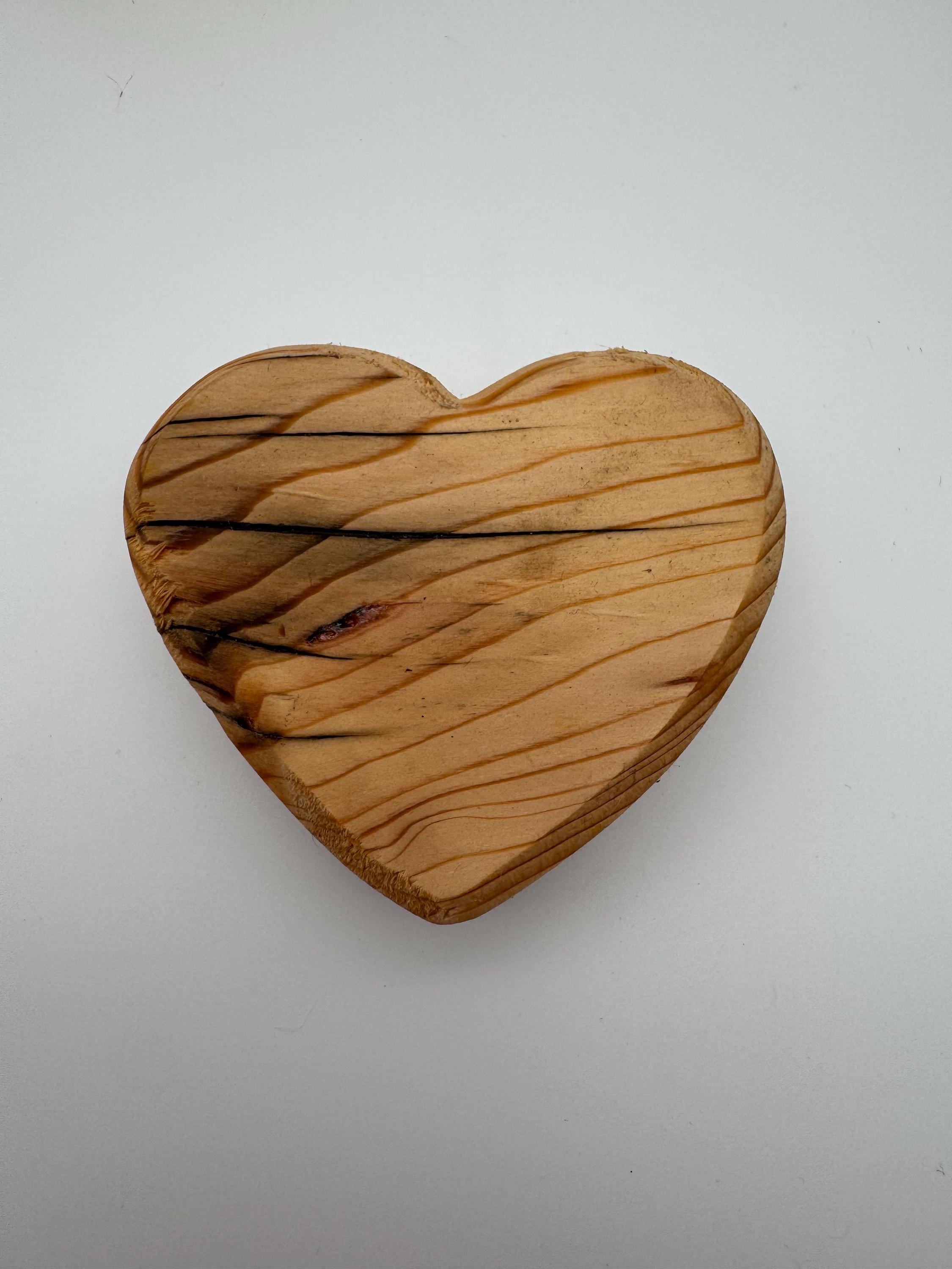 Holzherzen aus Fichte