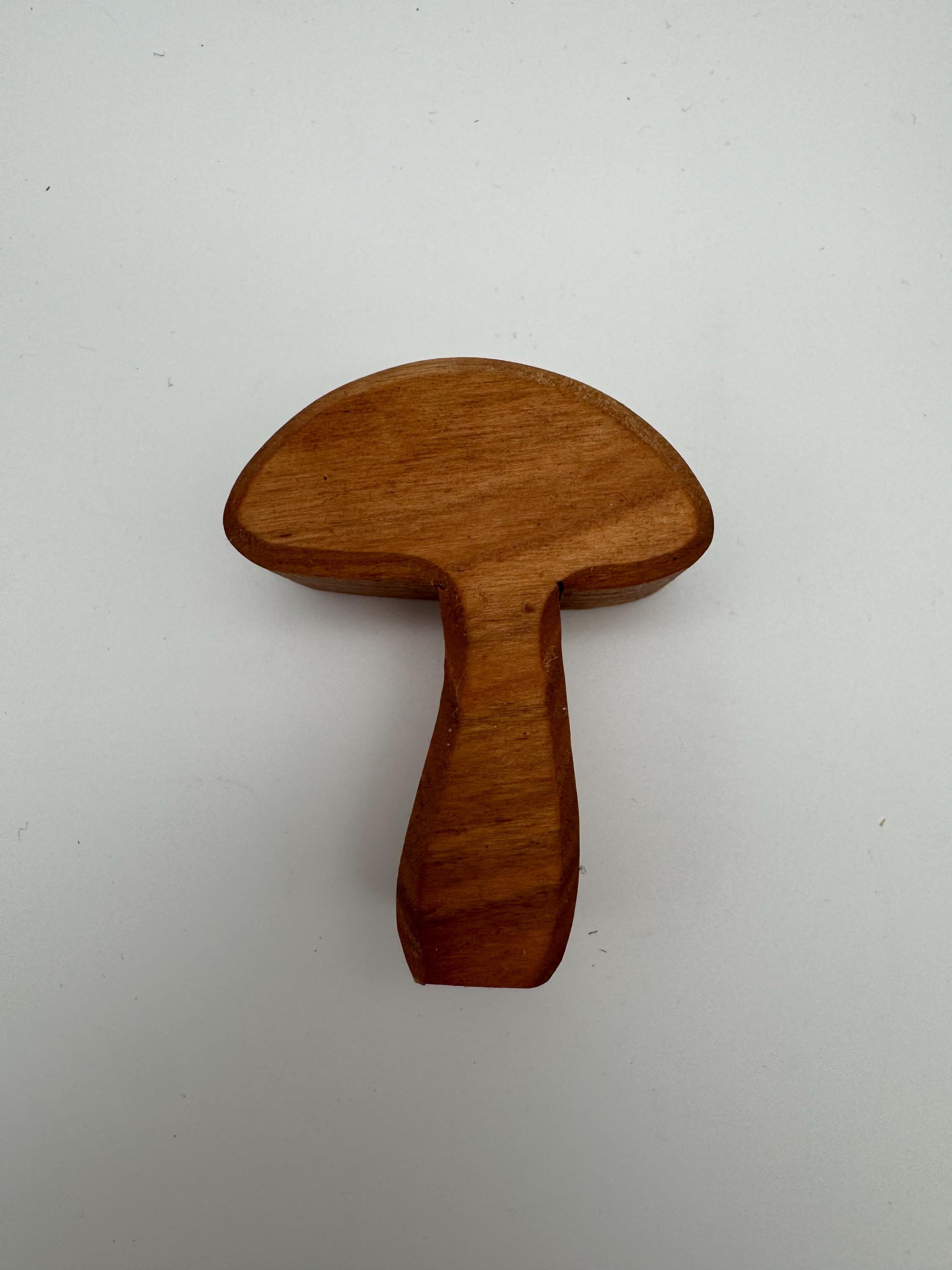 kleine Holz Pilze aus Eiche