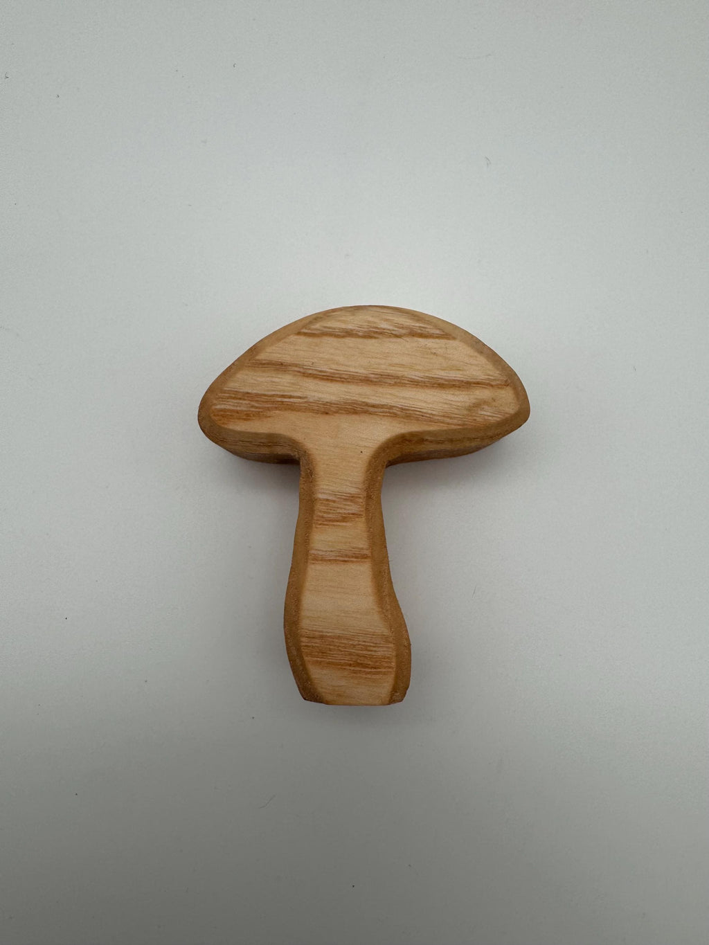 kleine Holz Pilze aus Esche
