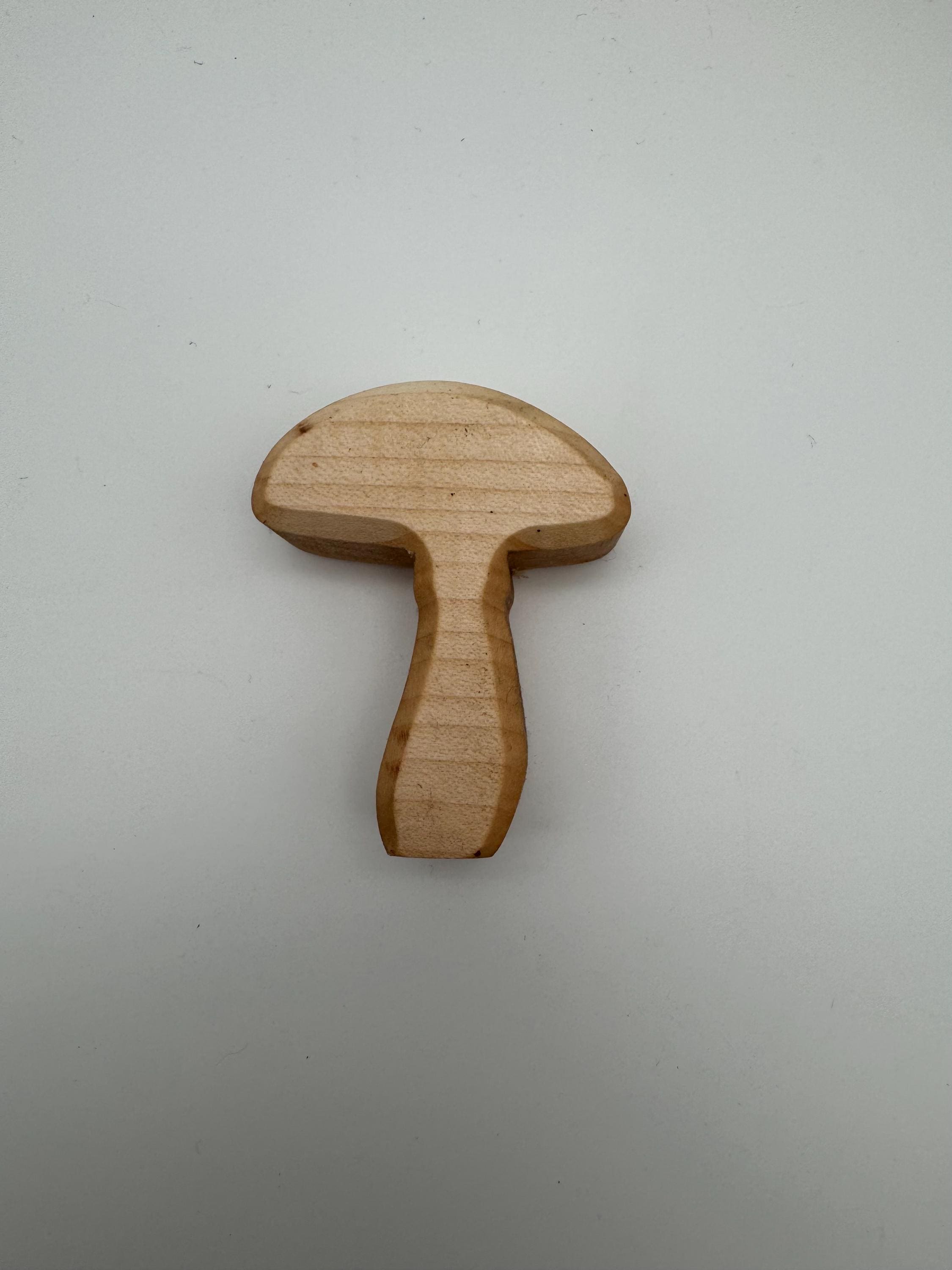 kleine Holz Pilze aus Esche